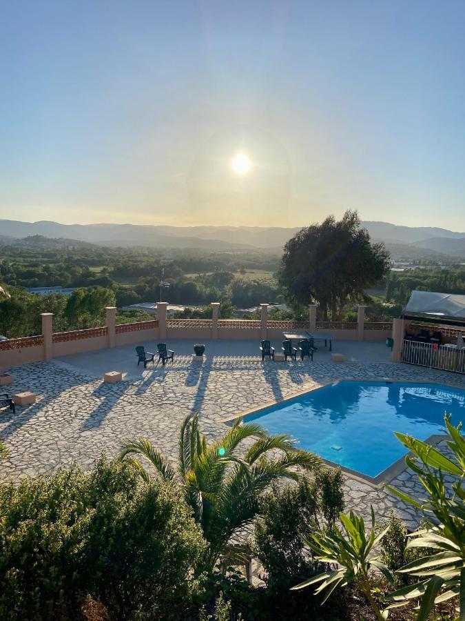 Jolie Maison Golfe De Saint-Tropez Cogolin Eksteriør bilde